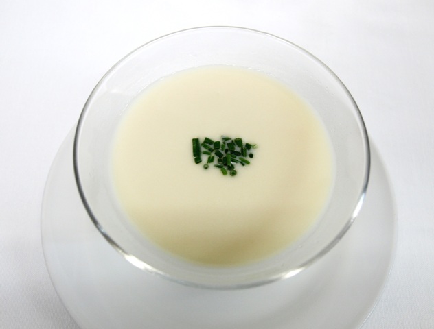 冷製ジャガイモのスープ